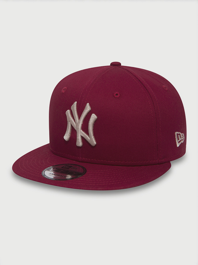Kšiltovka New Era 950 MLB League Essential 9fifty NEYYAN Červená