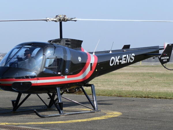 Zážitek – Vyhlídkový let proudovým vrtulníkem Enstrom – Královéhradecký kraj