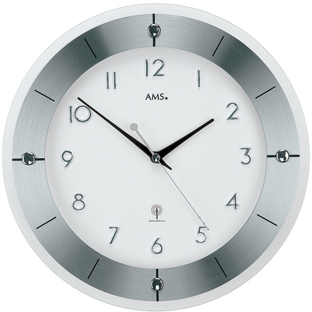 AMS Design Rádiově řízené nástěnné hodiny 5848 - AMS Design Hodinky -> Hodiny -> Nástěnné hodiny pro muže