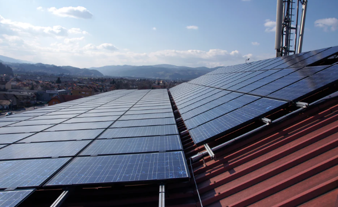 Jak velkou baterii k fotovoltaice?