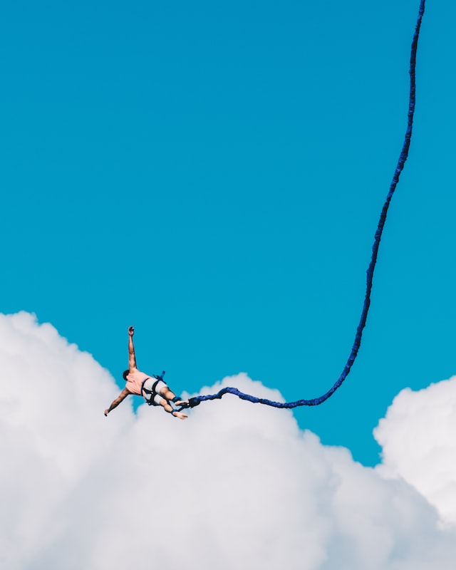 Jak skočit bungee jumping?