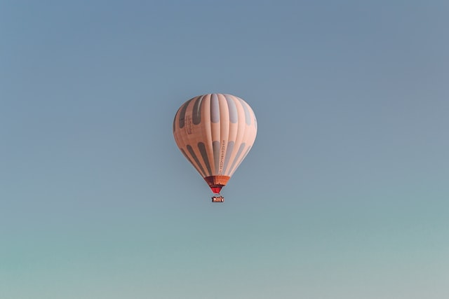 Let horkovzdušným balónem Bouzov