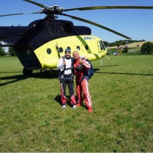 Zážitek - Tandemový seskok padákem z vrtulníku Mi-8 Jihomoravský kraj