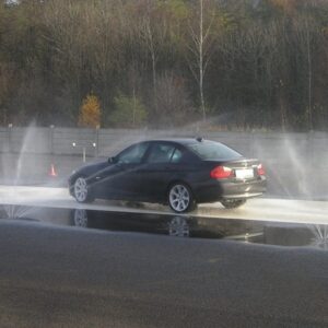 Alternative view of Zážitek - Zábavný kurz bezpečné jízdy Ústecký kraj
